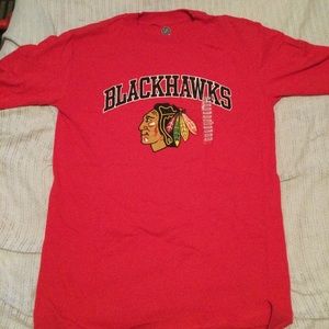 Young men’s/ boys Chicago Blackhawks NHL team T-shirt